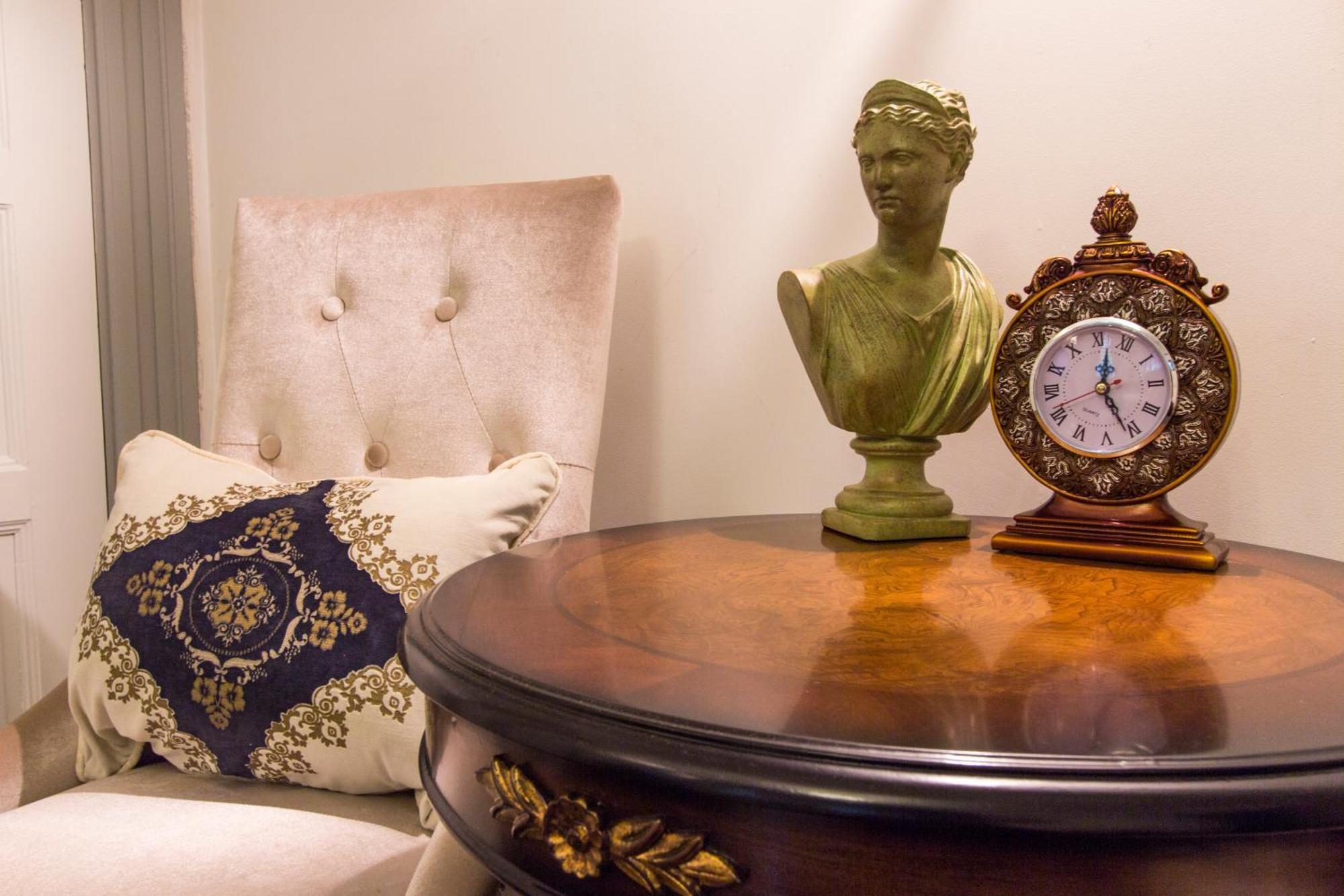 Classic Victorian Presidential Suite West Nanjing Rd Shanghai Bagian luar foto